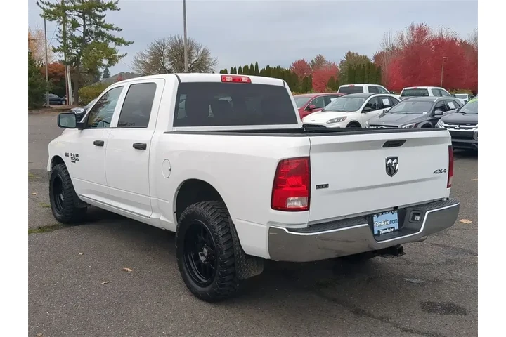 $30880 : Ram 1500 Classic 2022 4x4 SL image 3