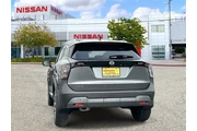$26195 : Nissan Kicks 2026 SV 4dr Cro thumbnail