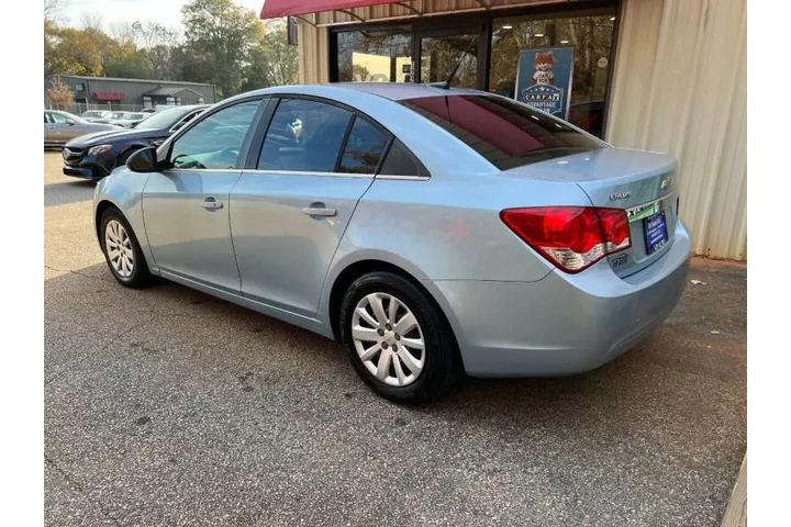 $5999 : 2011 Cruze LS image 7
