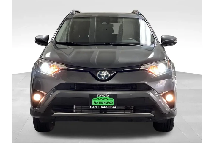 $24788 : 2017 RAV4 Hybrid XLE image 8