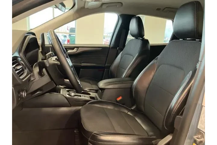 $22995 : Ford Escape Plug-In Hybrid 2 image 10