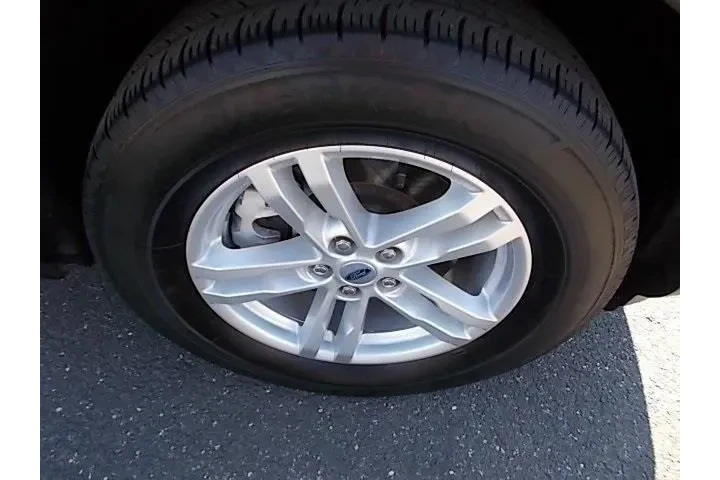 $31716 : Ford Explorer 2022 AWD XLT 4 image 3