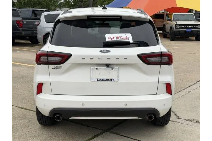 $21548 : Ford Escape 2024 ST-Line 4dr image 7