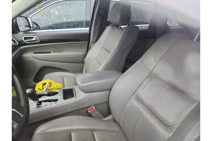 $9999 : 2013 Grand Cherokee Laredo image 8