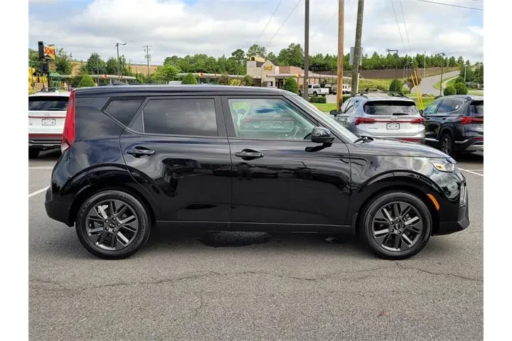 $17043 : Kia Soul 2021 EX 4dr Crossov image 3