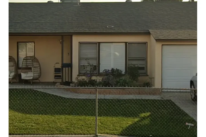 $2200 : Beautiful, move-in ready 3 bed image 1
