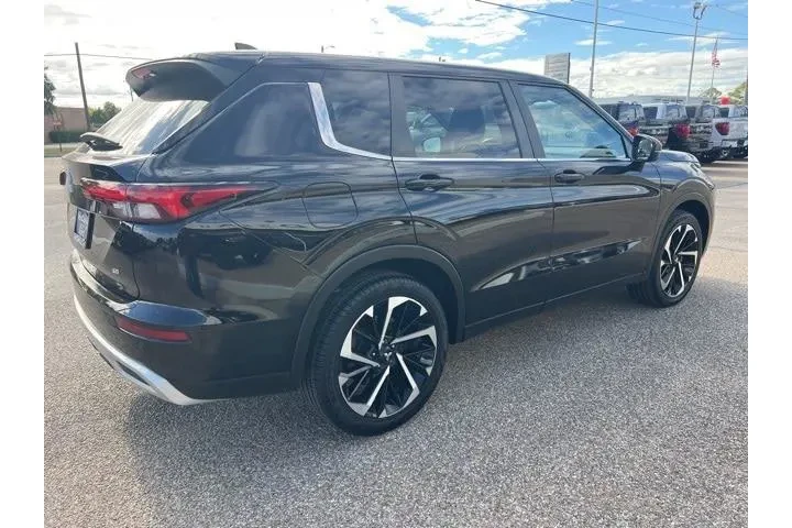 $21995 : Mitsubishi Outlander 2022 AW image 5