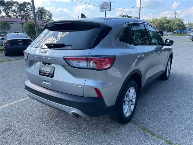 $14995 : 2021 Escape SE AWD image 6