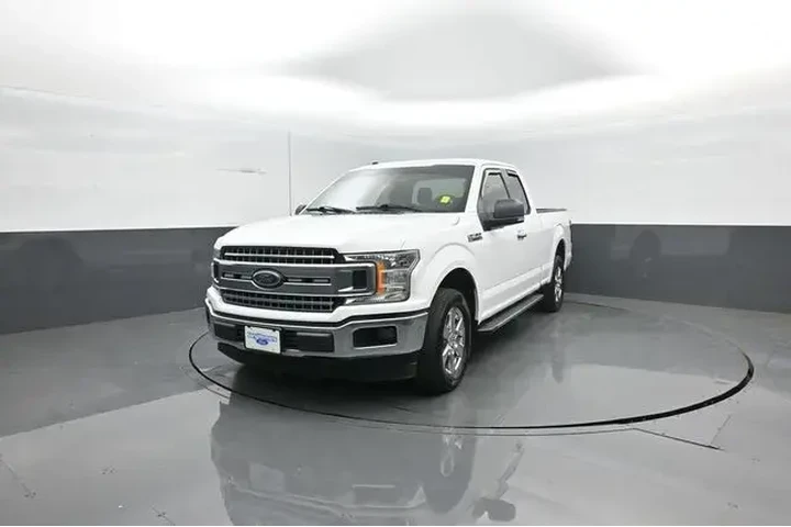 $12156 : Ford F-150 2018 4x2 Lariat 4 image 3