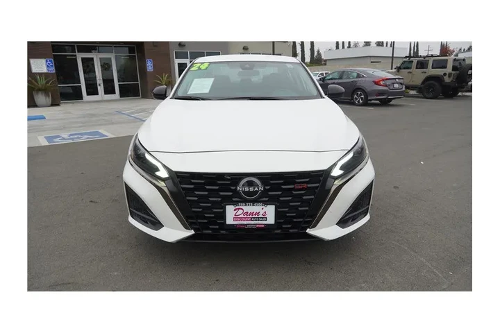 $19800 : 2024 Altima 2.5 SR image 3