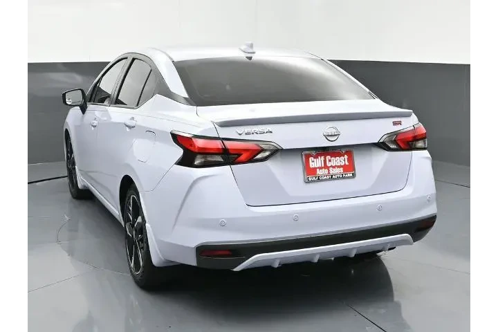 $19991 : Nissan Versa 2023 SR 4dr Sed image 4