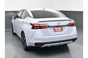 $19991 : Nissan Versa 2023 SR 4dr Sed thumbnail