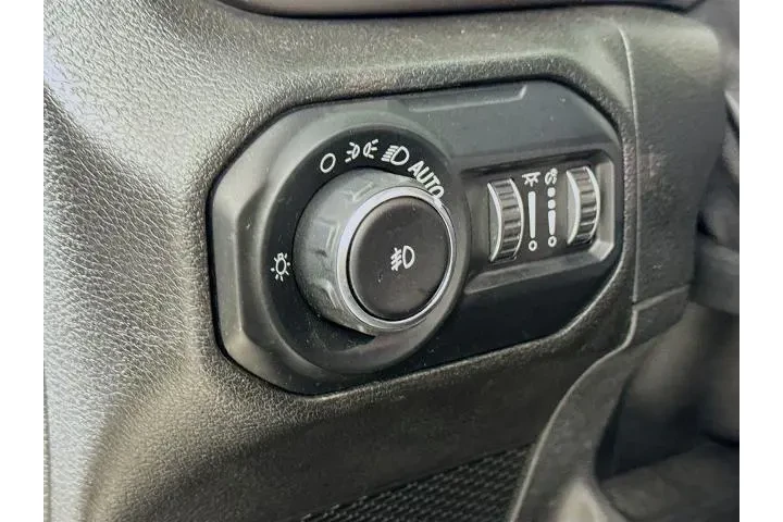 $25500 : Jeep Wrangler Unlimited 2020 image 10