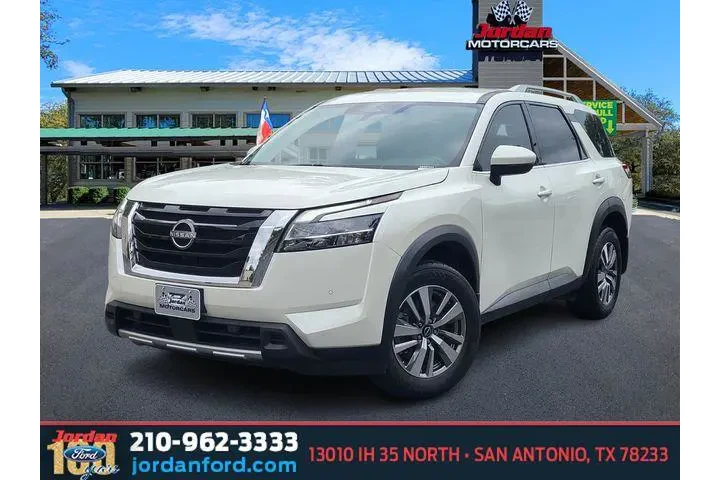 $30820 : Nissan Pathfinder 2023 SL 4d image 1