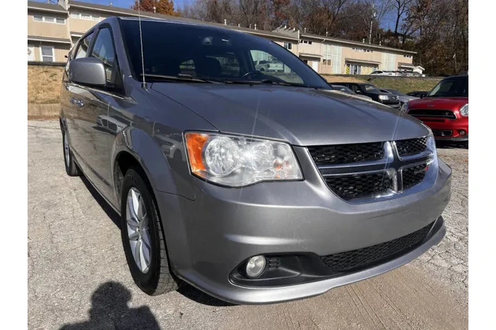 $5999 : 2019 Grand Caravan SXT image 5