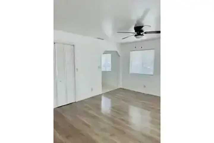 APARTAMENTO BONITO EN L.A. image 1