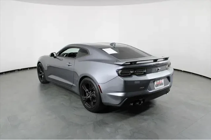 $38113 : Chevrolet Camaro 2021 SS 2dr image 3