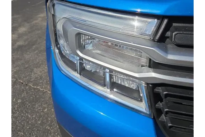 $27340 : Ford Maverick 2022 AWD XL 4d image 5