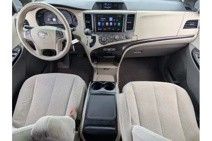 $4997 : Toyota Sienna 2012 LE 7-Pass image 10