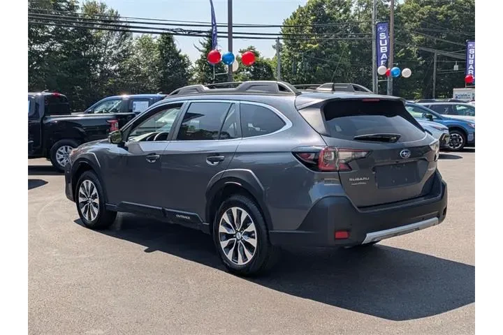 $33585 : Subaru Outback 2024 AWD Limi image 3
