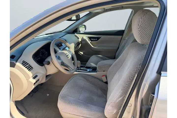 $11678 : Nissan Altima 2013 2.5 SL 4d image 9
