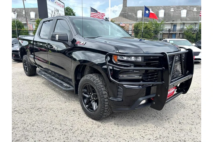 2020 Silverado 1500 Trail Bos image 2