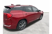 $13944 : GMC Terrain 2018 4x4 Denali thumbnail