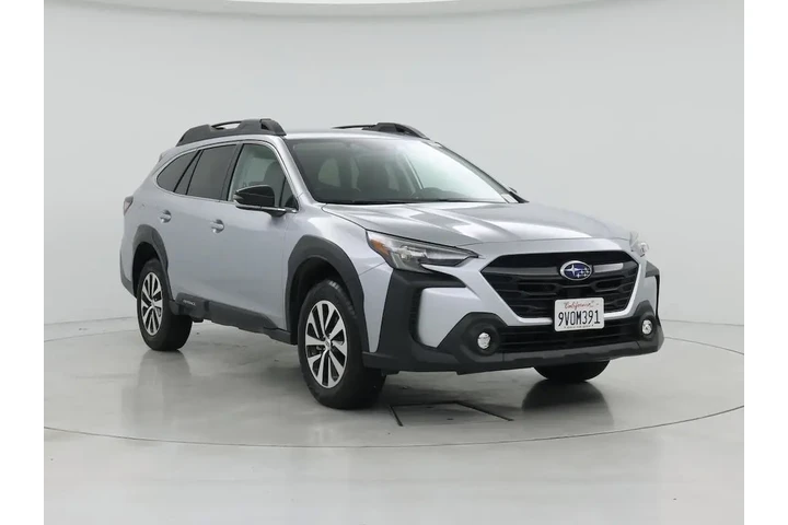 $29998 : Subaru Outback 2025 AWD Prem image 1