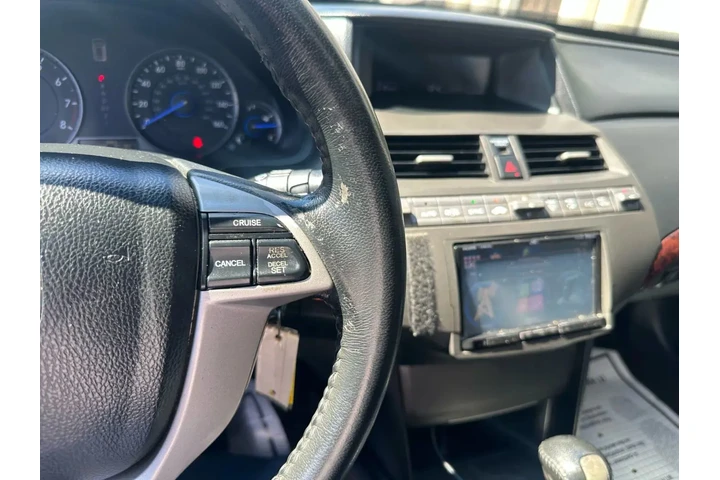 $8495 : 2011 HONDA ACCORD CROSSTOUR image 2