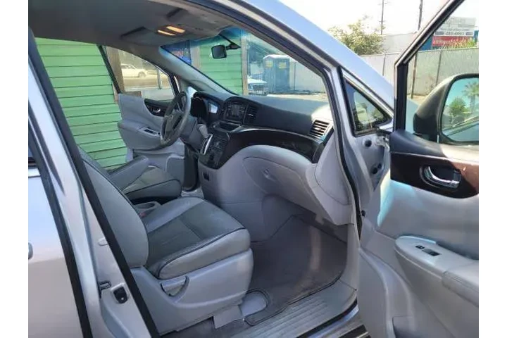 $7850 : 2014 Quest 3.5 SV image 7