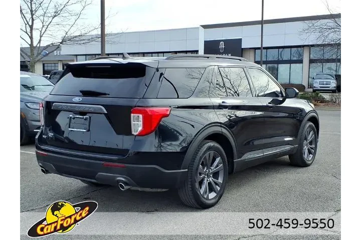 $30738 : Ford Explorer 2023 XLT 4dr S image 9