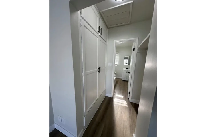 $1520 : 1 Bedroom Apt in Hawthorne image 6