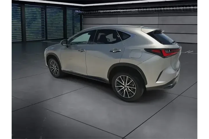 $38988 : Lexus NX 250 2024 Premium 4d image 6