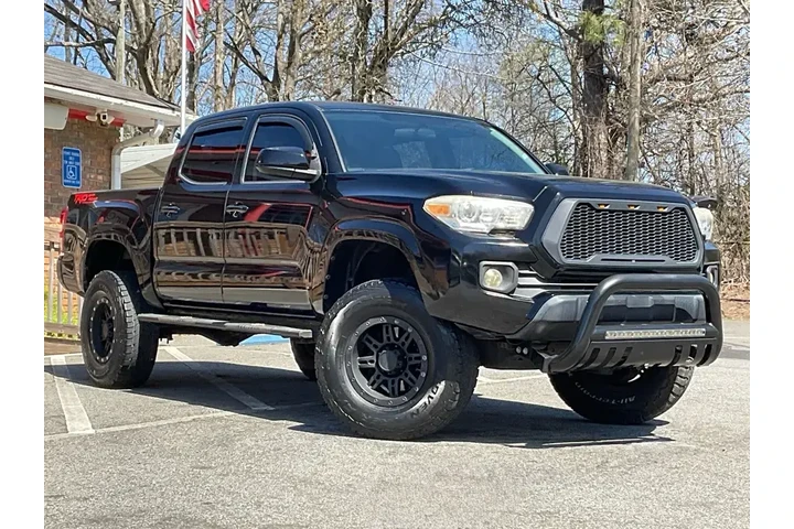 $22985 : Toyota Tacoma 2017 4x2 SR5 4 image 3