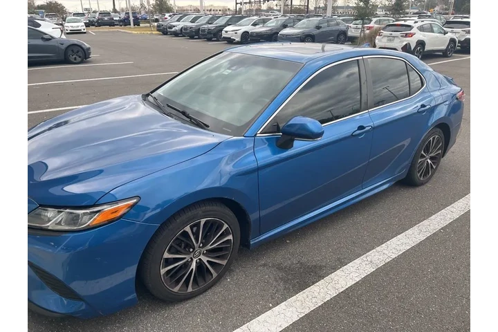 $13672 : Toyota Camry 2018 L 4dr Seda image 1