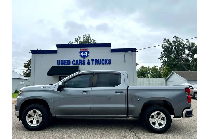$29995 : 2020 Silverado 1500 LT Crew C image 5