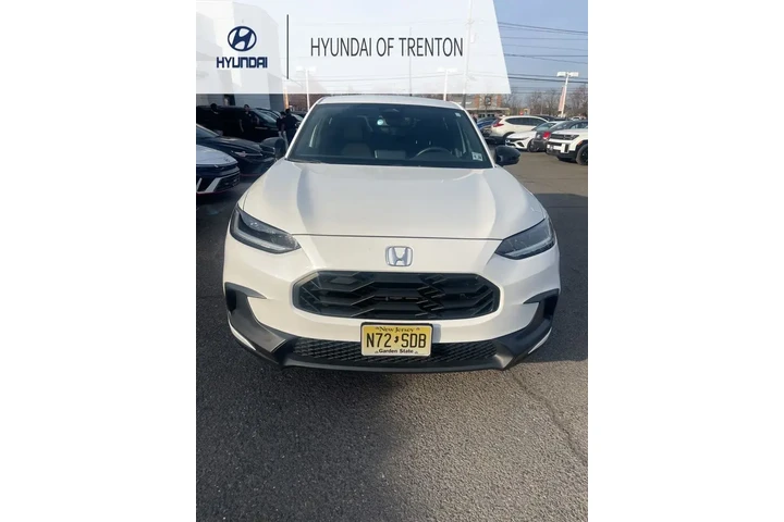 $23495 : Honda HR-V 2023 AWD Sport 4d image 1