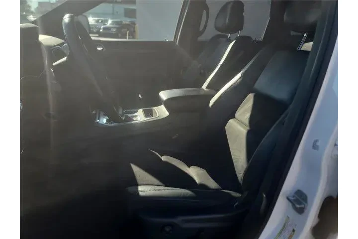 $15000 : Jeep Grand Cherokee 2019 4x2 image 10