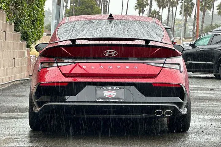 $24490 : Hyundai ELANTRA 2024 N Line image 7