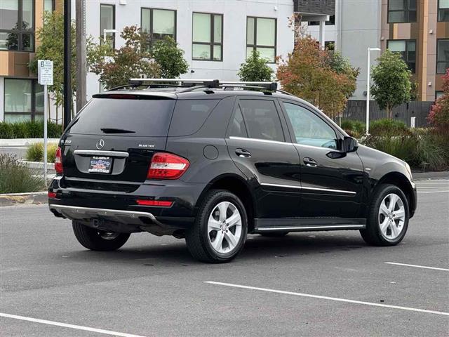 $8988 : 2010 ML 350 BlueTEC SUV image 5