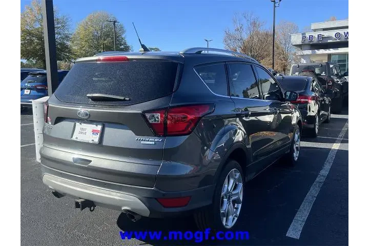 $19095 : Ford Escape 2019 Titanium 4d image 3