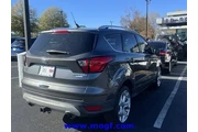 $19095 : Ford Escape 2019 Titanium 4d thumbnail