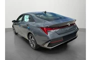 $25305 : Hyundai ELANTRA 2024 SEL 4dr thumbnail