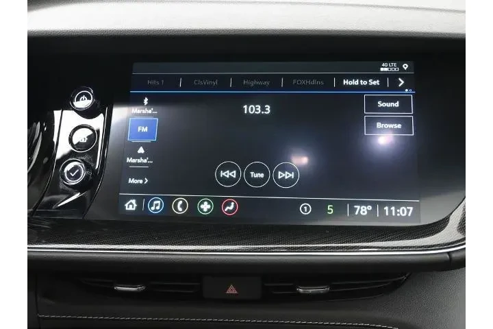 $29980 : Buick Envision 2023 AWD Esse image 6