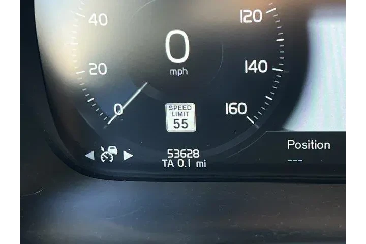 $27999 : Volvo XC90 2020 AWD T6 Momen image 9