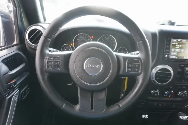 $13988 : Jeep Wrangler Unlimited 2015 image 10