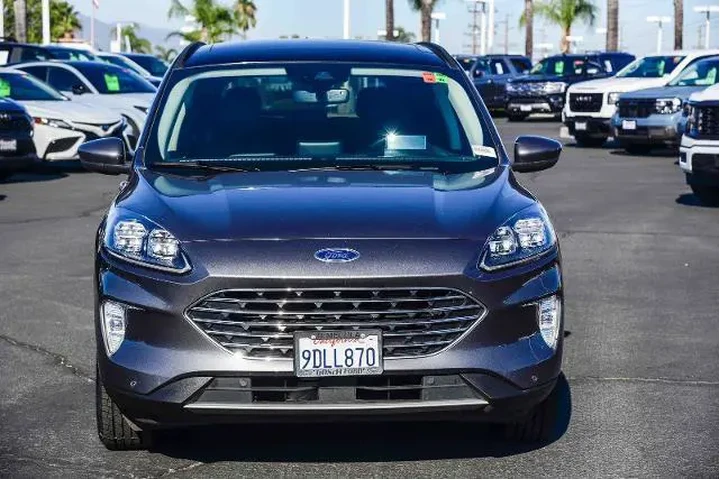 $24550 : Ford Escape Plug-In Hybrid 2 image 2