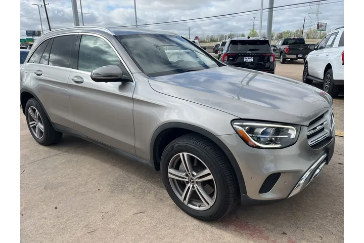 $32701 : Mercedes-Benz GLC 2022 GLC 3 image 4