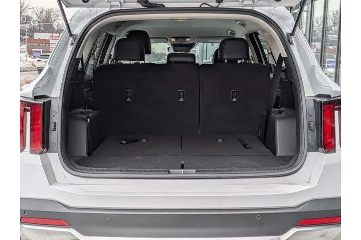 $32295 : Kia Sorento 2025 AWD S 4dr S image 8