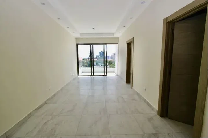 $950 : ALQUILO APTO NUEVO EN ESPERILL image 1